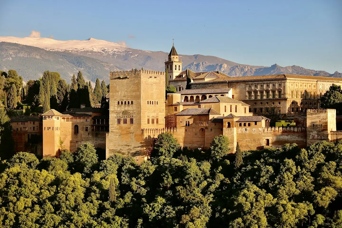 De Alhambra in Granada bezoeken